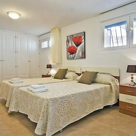 Ifac Sleeps 12 Pool